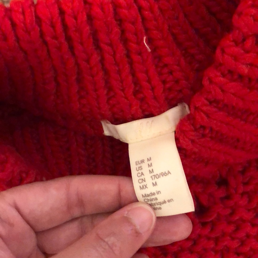 H&M Sweater - Picture 5 of 5
